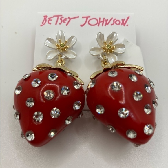 BETSEY JOHNSON 3D Enamel & Crystal Studded Strawberry Earrings & Flowers NWT - Picture 3 of 5